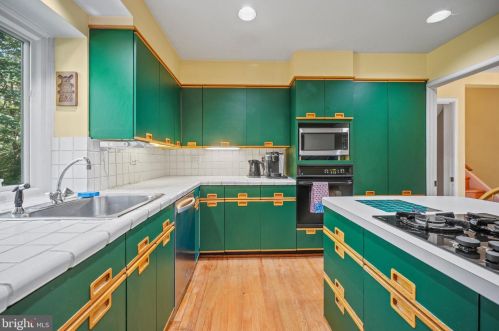 1116 Tanley Rd, Silver Spring MD 20904-2841 exterior