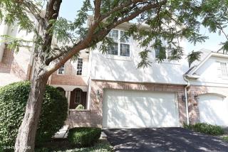 7942 Ashbrook Ct, Oak Brook, IL 60561-5529