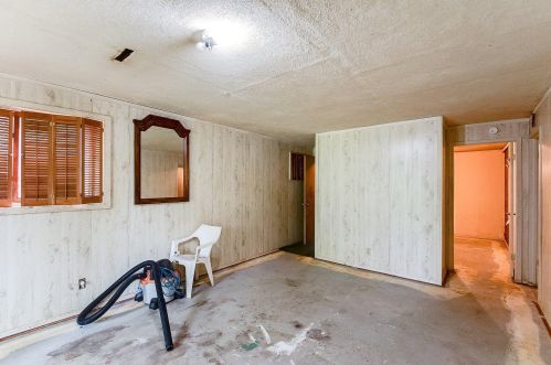 153 Bates Ave, Saint Paul MN  55106-6330 exterior