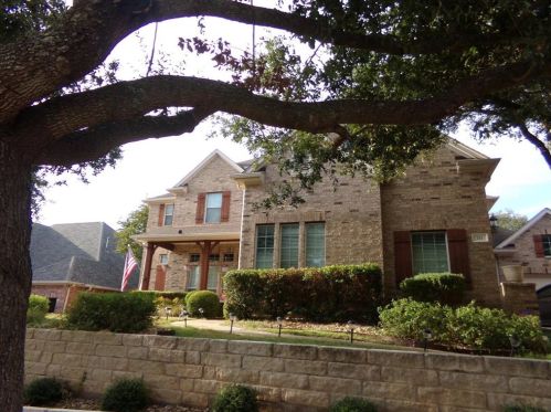 111 Eaton Ln, Austin, TX 78737-4514