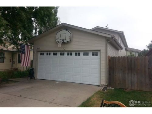 2652 Susan Dr, Loveland, CO 80537-6804