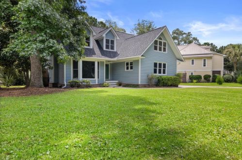 672 Leader Ln, Mount Pleasant, SC 29464-8152
