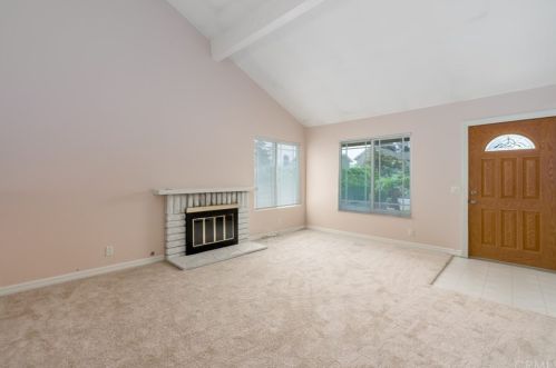 6219 Woodsboro Ave, Anaheim CA  92807-2346 exterior