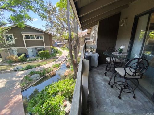 172 Streamwood, Irvine CA  92620-1965 exterior