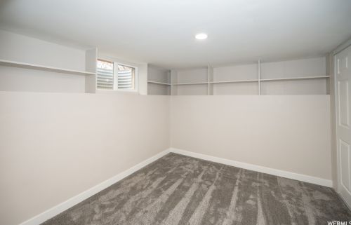 2146 Westfield Cir, Taylorsville UT 84084-4222 exterior