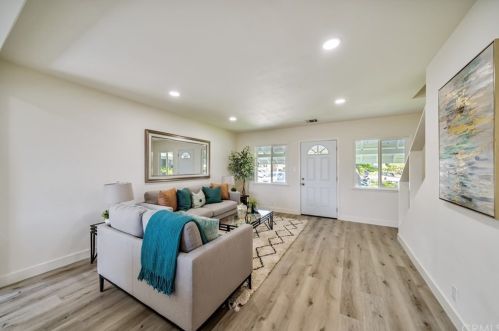 20635 Mariposa Ave, Torrance CA  90502-1423 exterior