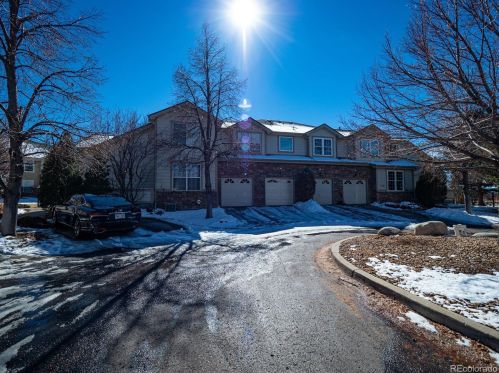 4138 Crystal Ct, Aurora CO 80014-8150 exterior