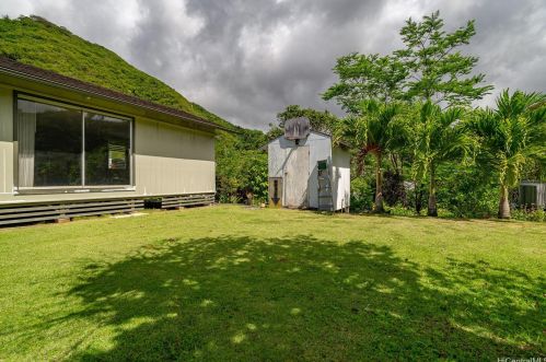 2687 Gardenia St, Honolulu HI  96816-3503 exterior