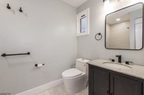 113 Everdale Rd, Dover NJ  07869-2301 exterior