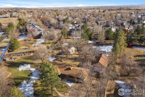 5692 Pioneer Rd, Boulder, CO 80301-3047