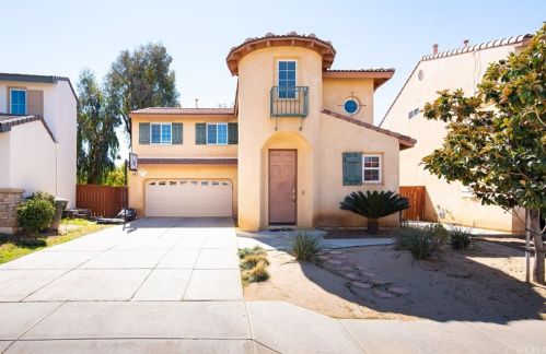 1461 Alta Palma Rd, Perris, CA 92571-7503