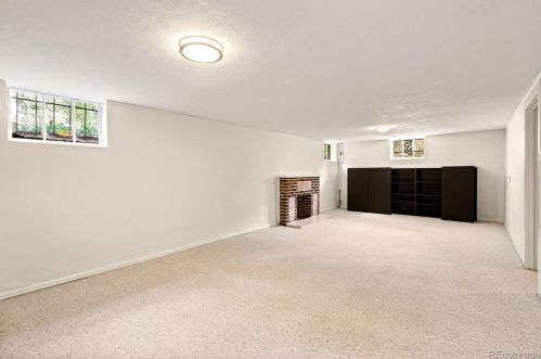 2877 Eudora St, Denver CO  80207-3056 exterior