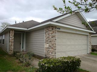7927 Dairy View Ln, Houston TX  77072-5666 exterior