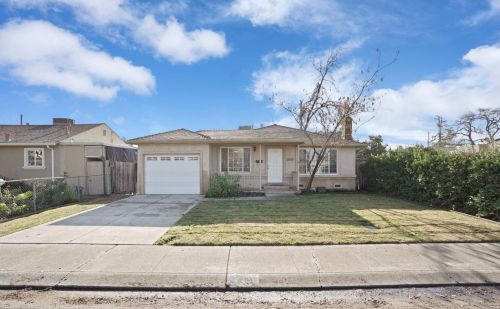 2230 Michigan Ave, Stockton, CA 95204-4048