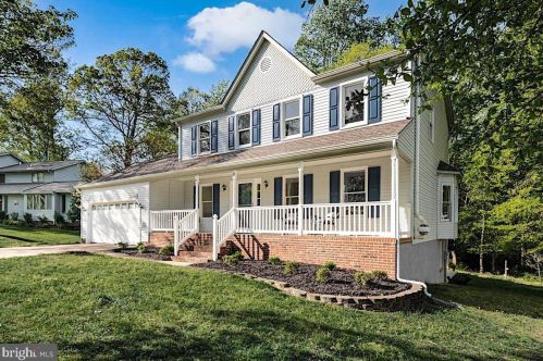 9 Hammond Ln, Fredericksburg, VA 22407-1332