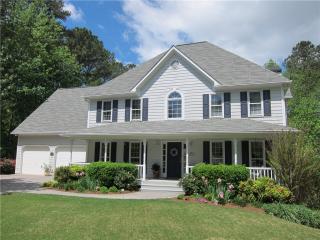 5883 Grandview Ct, Acworth, GA 30101-7882