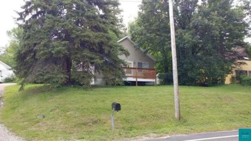 4628 Lake St, Orr, MN 55771-8315