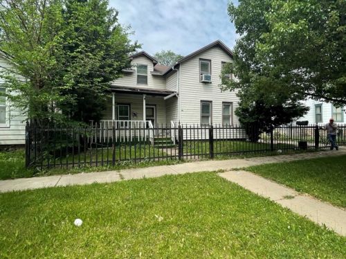 217 Parks Ave, Joliet, IL 60432-2924