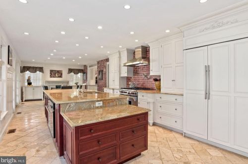 315 Maple Ave, Haddonfield NJ 08033-1438 exterior