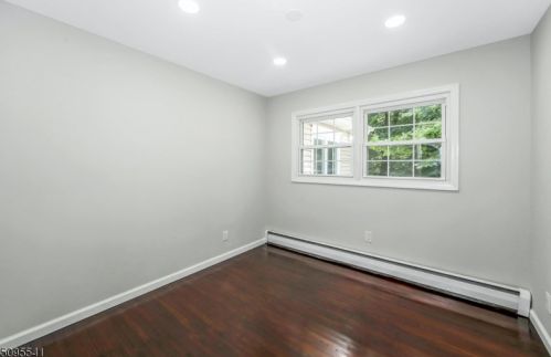 32 Stansfield Pl, Paterson NJ  07508-1672 exterior