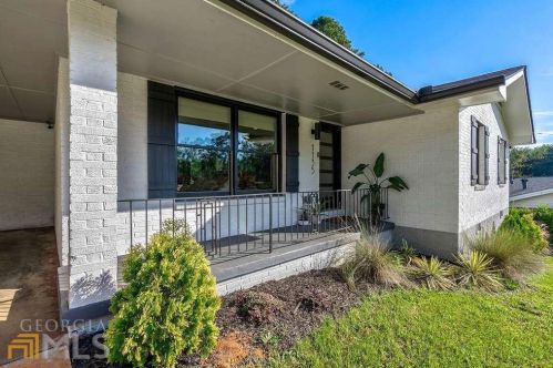 1135 Hilburn Dr, Atlanta GA  30316-2259 exterior