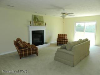 186 Lenoir Dr, Spring Lake NC  28390-1668 exterior