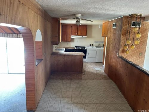 1407 Laster Ave, Anaheim CA  92802-2712 exterior