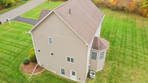 85 Nutmeg Cir, Colchester CT  06415-2314 exterior