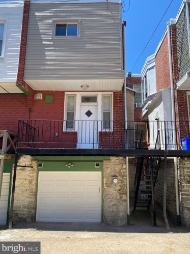 5815 16th St, Philadelphia PA  19141-1821 exterior