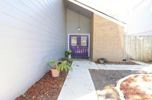 806 Chateau Pl, Richmond TX  77469-5106 exterior