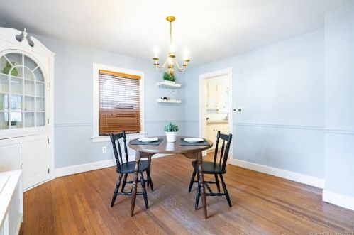 31 Yale Ave, Waterbury, CT 06762-2714