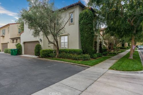 52 Greenhouse, Irvine CA  92603-0158 exterior