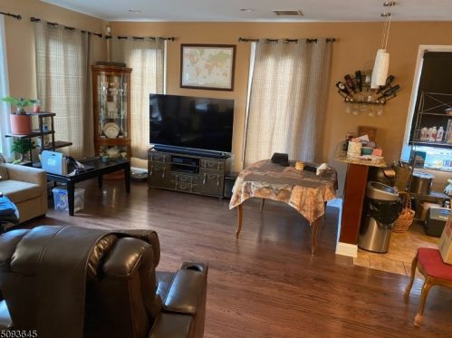 74 Blackwell St, Dover NJ  07801-4061 exterior