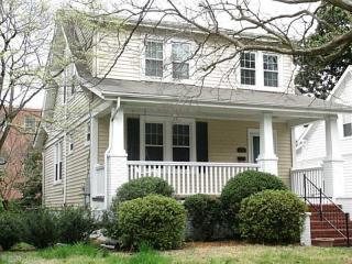 1134 Larchmont Cres, Norfolk VA  23508-1405 exterior