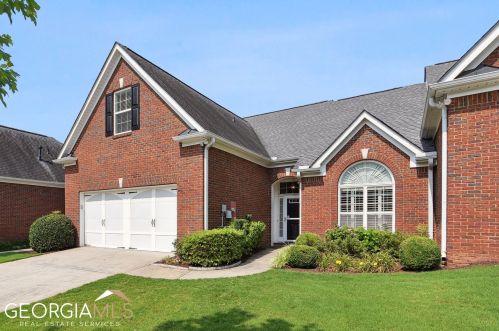 5340 Villa Lake Ct, Suwanee, GA 30024-1347