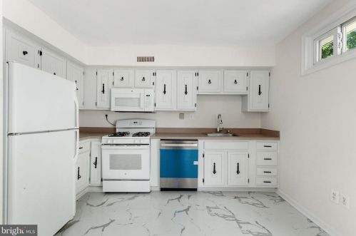 12912 Flack St, Silver Spring MD 20906-4067 exterior