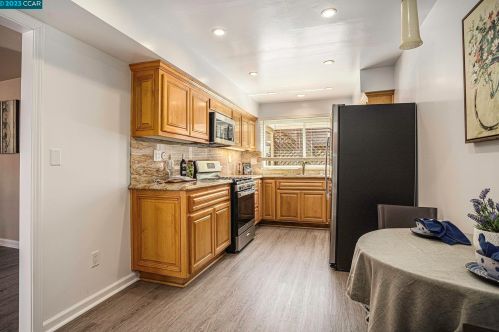 174 Thistle Way, Pacheco, CA 94553-5810