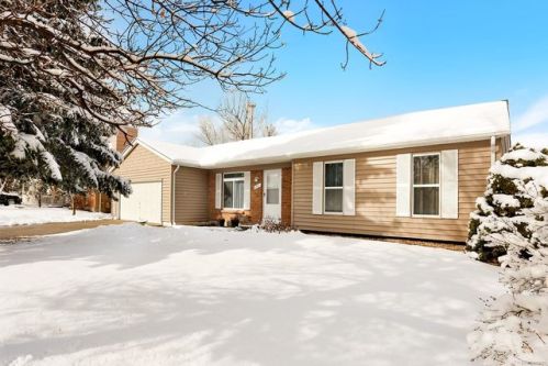 1721 Sedalia Cir, Denver CO  80017-5218 exterior