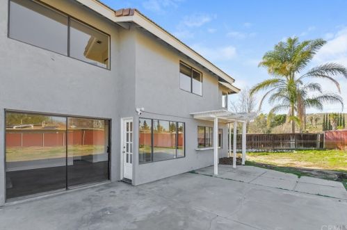 11211 Green Arbor Dr, Riverside CA  92505-2532 exterior