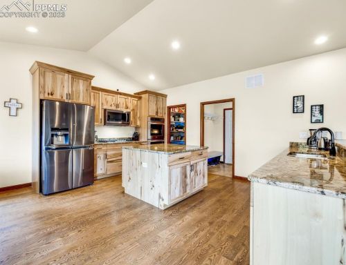 1171 Ptarmigan Dr, Woodland Park CO  80863-8005 exterior