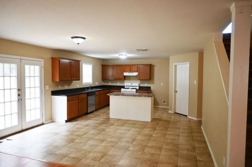 2025 Vanamen Ct, Conroe TX  77304-1601 exterior