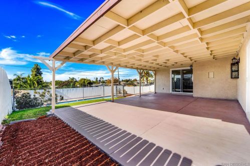 1030 Helix Ave, Chula Vista CA  91911-2232 exterior