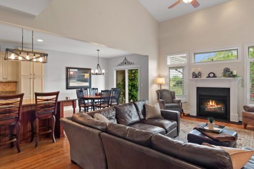 10189 Florida Ln, Crown Point IN  46307-7577 exterior