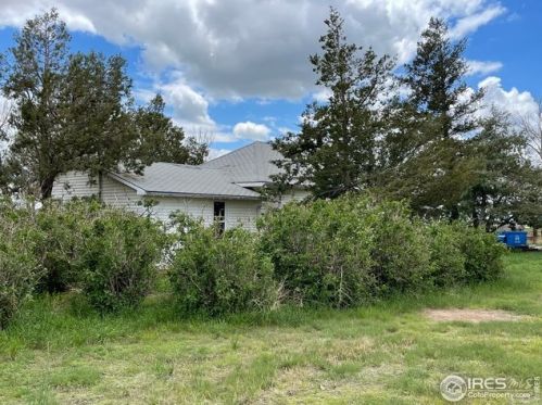 90 Main St, Briggsdale, CO 80611-8901