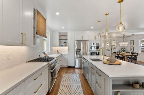 462 Pennsylvania St, Denver CO  80203-3614 exterior