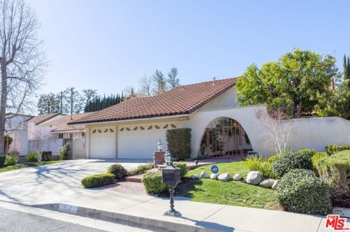 6225 Feral Ave, Calabasas, CA 91301-1756