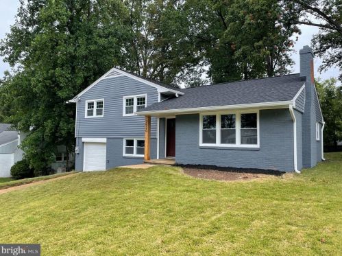 7520 June St, Springfield, VA 22150-3925