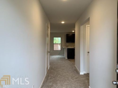 211 Birch Ct, Jackson, GA 30233-5869