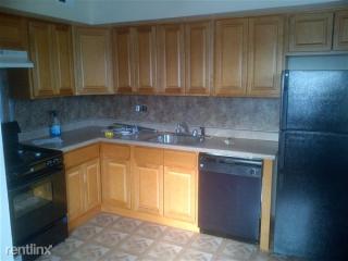 6523 8th St, Philadelphia PA  19126-3749 exterior