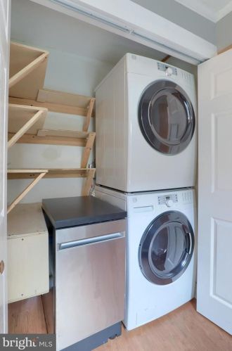 317 Walnut St, Lancaster PA  17602-2451 exterior